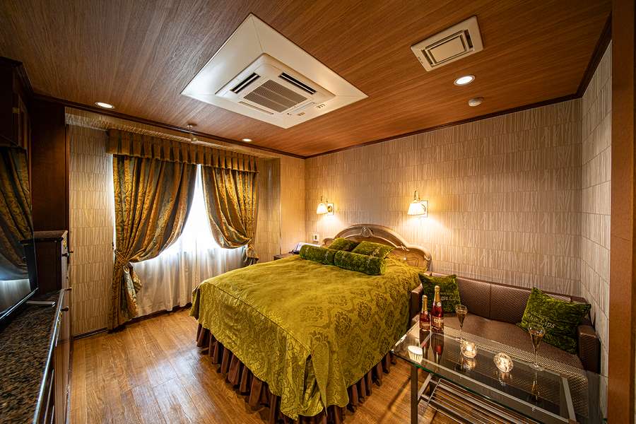 心斎橋店308号室