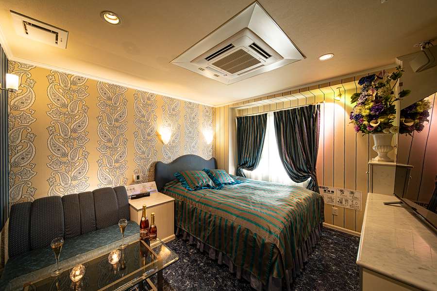 心斎橋店502号室